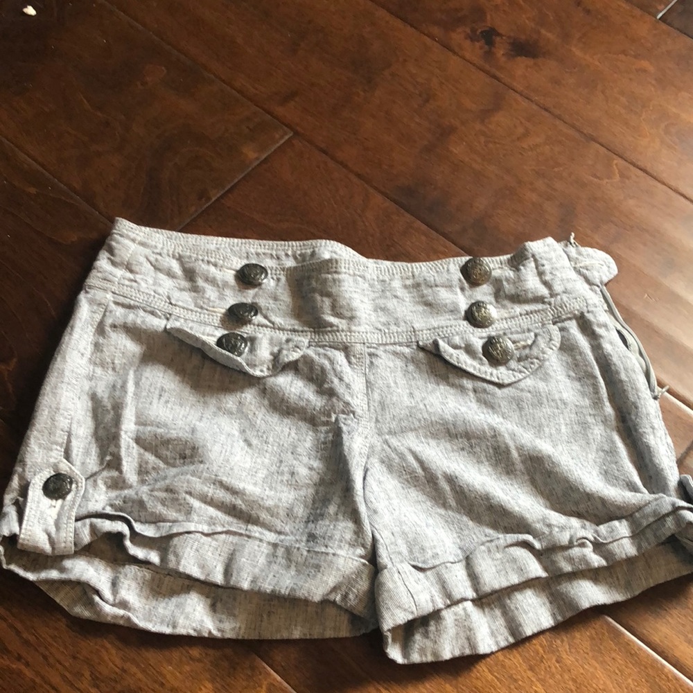 Express linen shorts